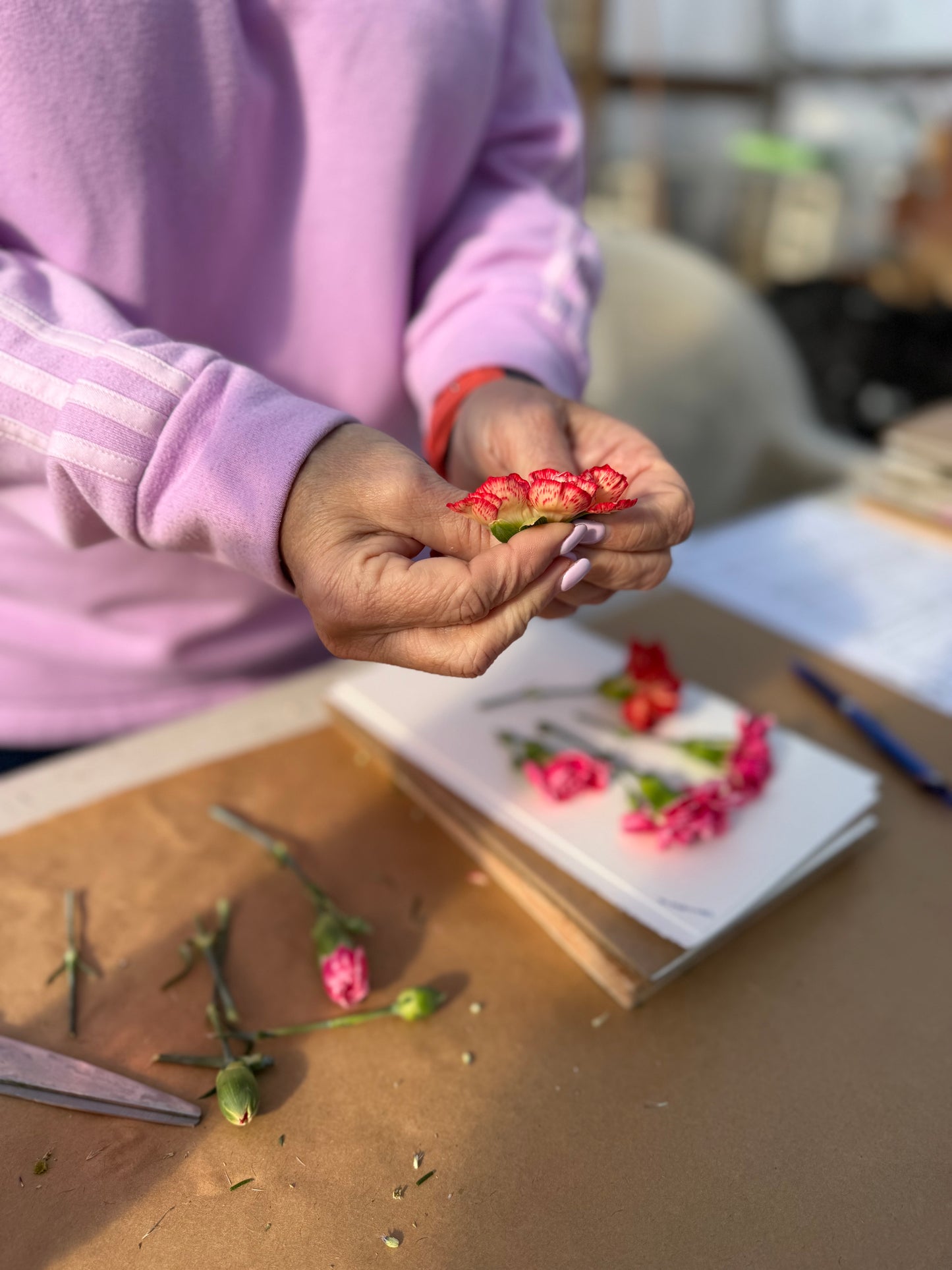 9/29 -Flower Pressing Workshop with Lindsay Rae Art